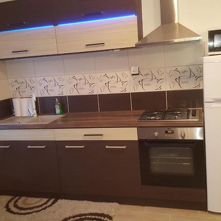 Smaragd Apartman Pecs Ngoại thất bức ảnh